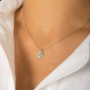 Dainty Moon Necklace - Silver