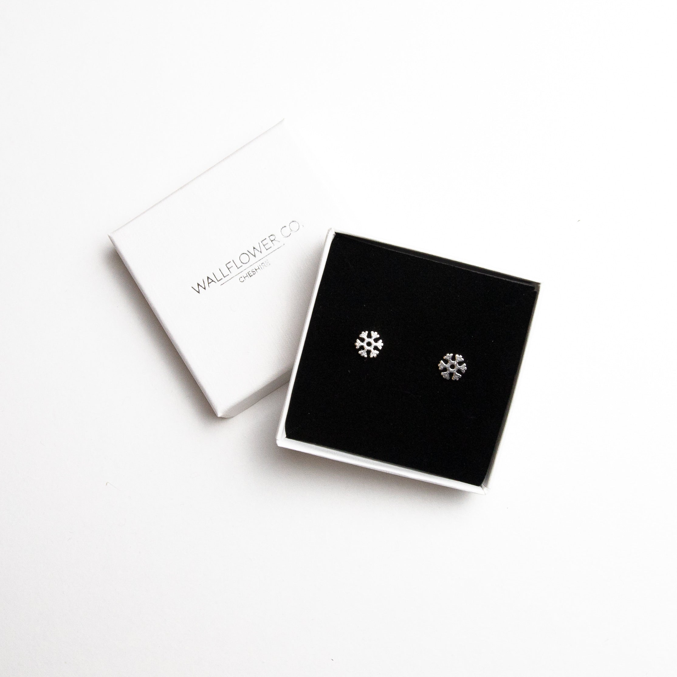 Christmas Snowflake Stud Earrings - Sterling silver