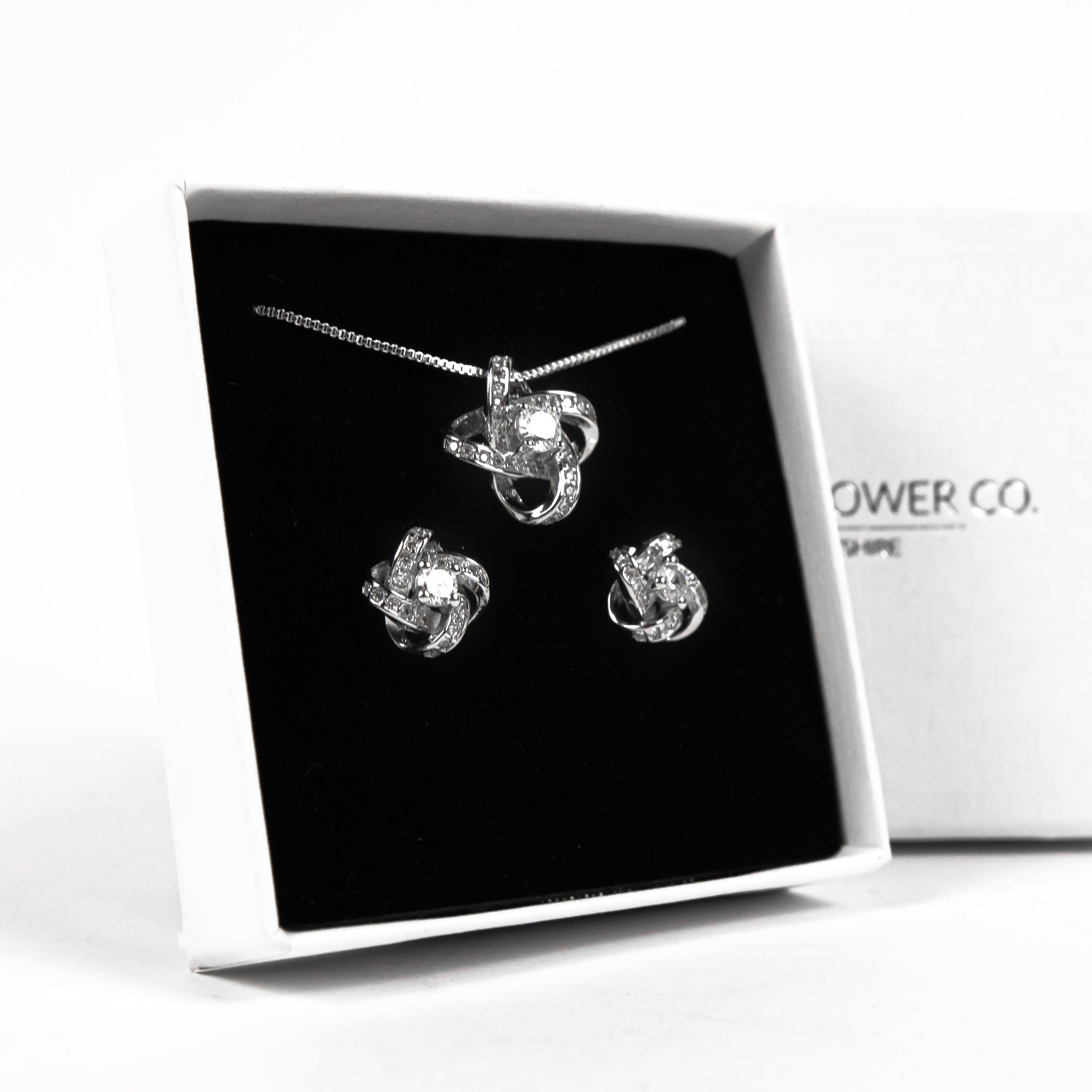 Luxe Knot Gift Set
